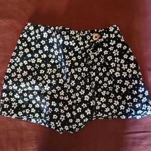 Floral Black And White Girl's Skort